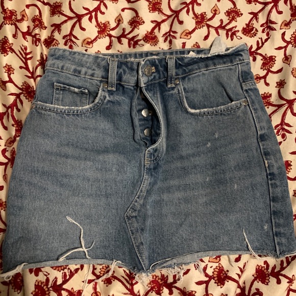 skirt - Picture 3 of 3